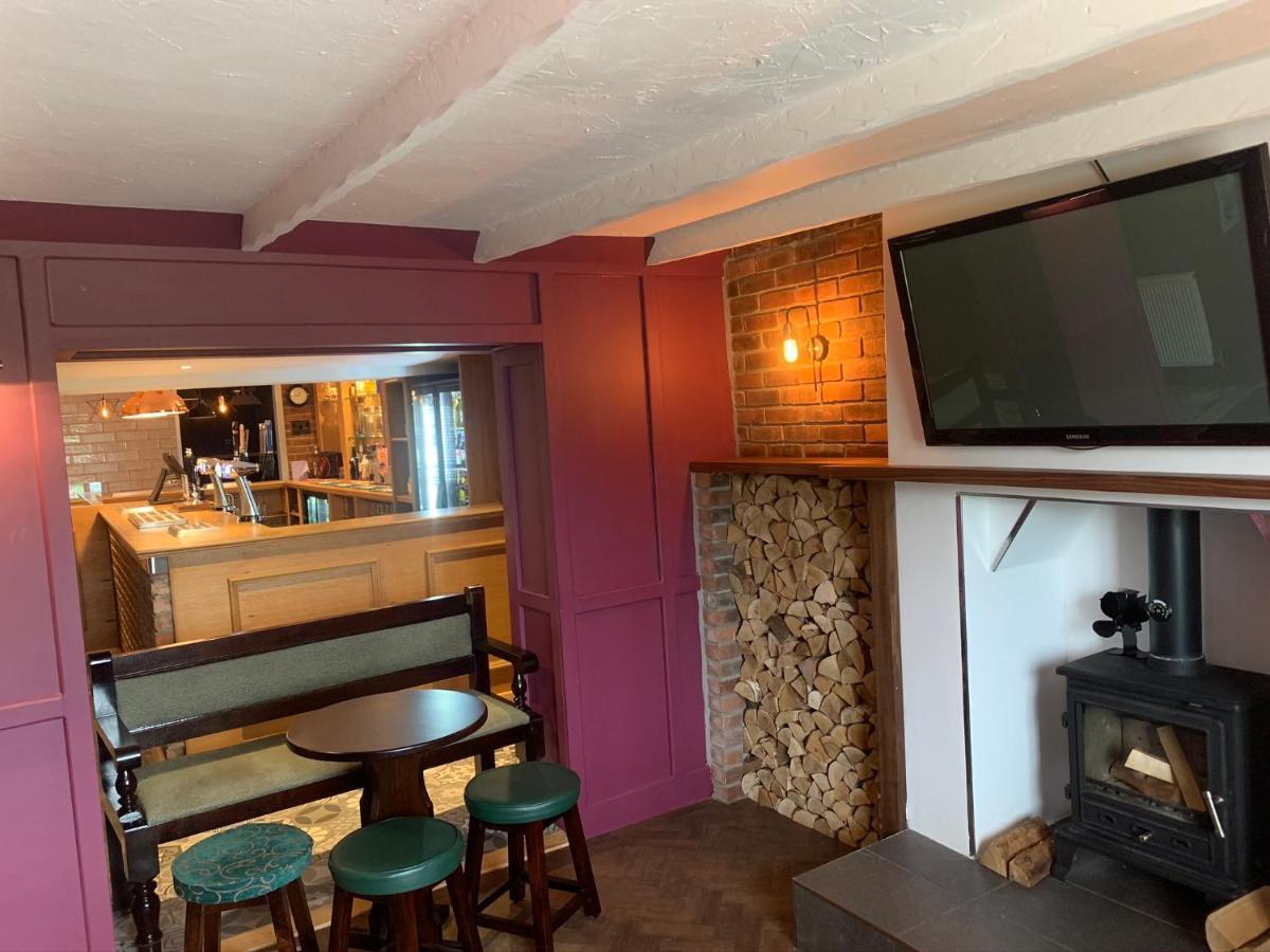 Bed and Breakfast The White Horse Cranswick Экстерьер фото