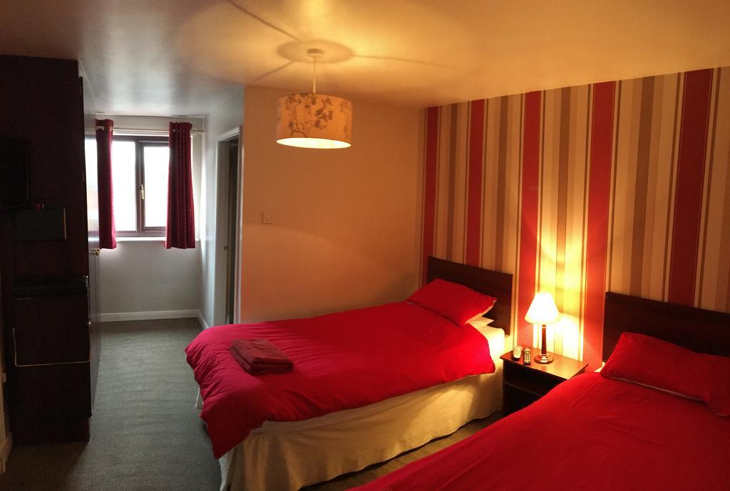 Bed and Breakfast The White Horse Cranswick Экстерьер фото